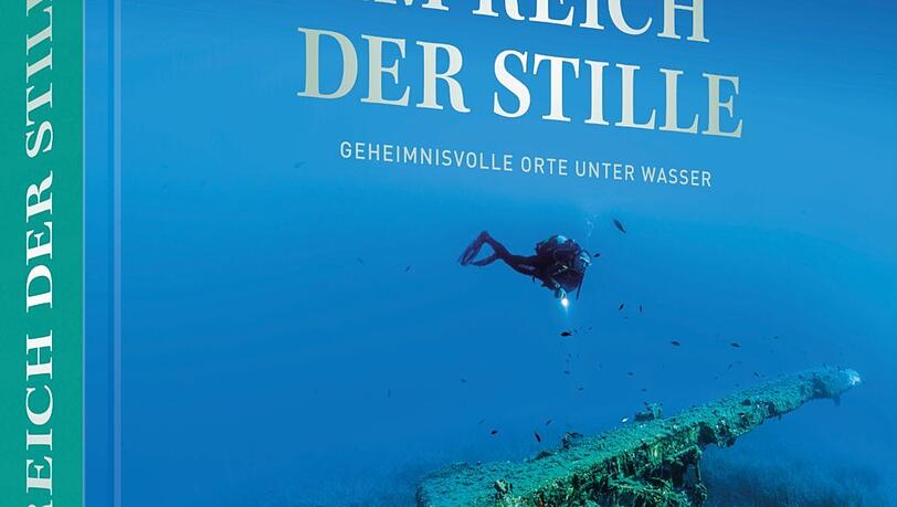 Tobias Friedrich (Fotos) und Linus Geschke (Text):"Im Reich der Stille.Geheimnisvolle Orte unter Wasser", 288 Seiten im XXL-Format mit rund 180 Aufnahmen, Frederking &Thaler, 98 Euro. Tobias Friedrich (Fotos) und Linus Geschke (Text):"Im Reich der Stille.Geheimnisvolle Orte unter Wasser", 288 Seiten im XXL-Format mit rund 180 Aufnahmen, Frederking &Thaler, 98 Euro.