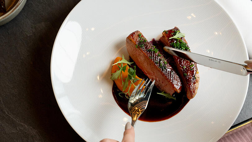 Fleisch- wie auch Fisch-Liebhaber werden mit hochwertiger Qualität verwöhnt.