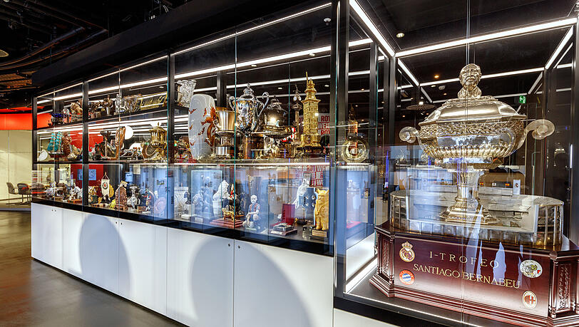Pokale um Pokale: Das Vereinsmuseum des FC Bayern gleicht einem gigantischen Troph&auml;enschrank.