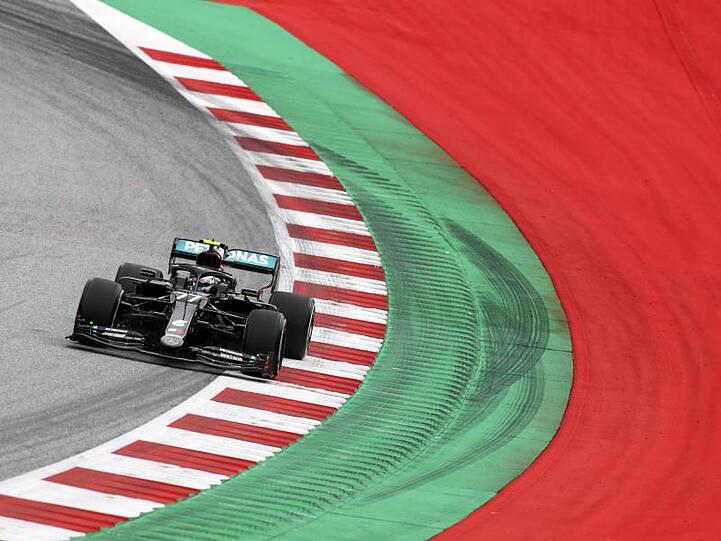 Sicherte sich in Spielberg den ersten Startplatz: Mercedes-Pilot Valtteri Bottas.