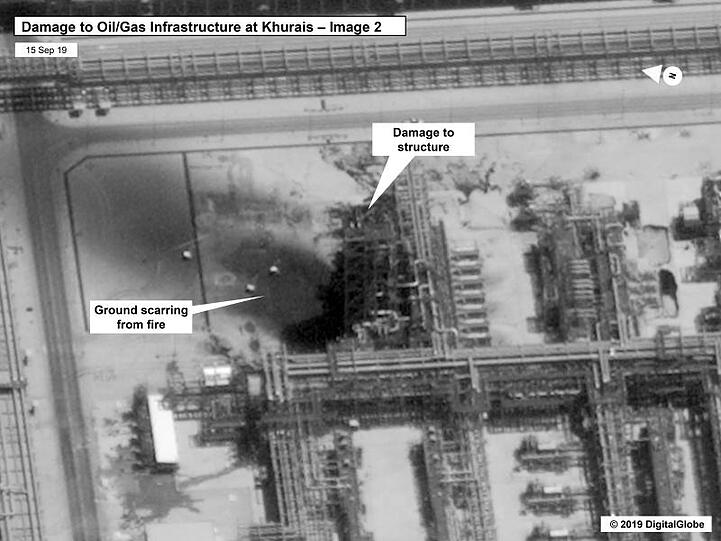 Dieses von der US-Regierung und DigitalGlobe zur Verfügung gestellte Foto zeigt zeigt Schäden an der Infrastruktur der Ölraffinerie.