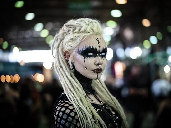 Alexia aus Caen (Frankreich) beim Wave-Gotik-Treffen.