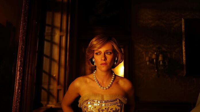 Zerrüttet und dennoch stark: Kristen Stewart als Lady Diana in "Spencer".