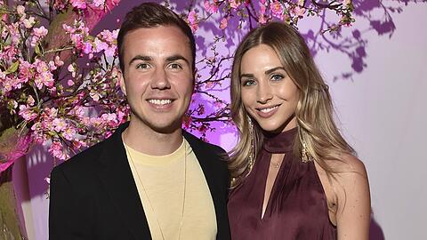 Mario und Ann-Kathrin Götze haben zu Weihnachten ihre eigene, ganz besondere Tradition begründet.