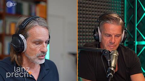 Richard David Precht (links) und Markus Lanz haben in ihrem Podcast "Lanz + Precht" &uuml;ber die Rente mit 63 gesprochen.