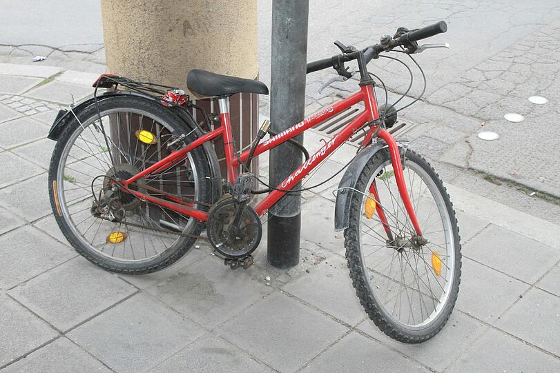 Sein Fahrrad konnte Raschid C. nicht mitnehmen. Er sitzt in U-Haft.