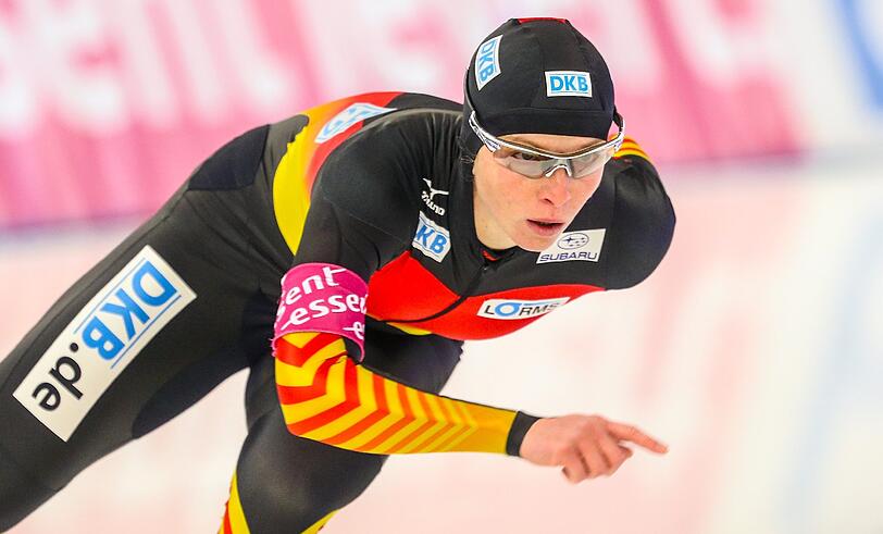 WELTMEISTERSCHAFTEN

18. Januar bis 19. Januar: Eisschnelllauf, Sprint in Nagano

1. Februar bis 2. Februar: Radsport, Cross in Hoogerheide/Niederlande

26. Februar bis 2. März: Radsport, Bahn in Cali/Kolumbien

7. März bis 9. März: Leichtathletik, Hallen in Sopot/Polen

13. März bis 15. März: Ski Nordisch, Skifliegen in Harrachov/Tschechien

14. März bis 16. März: Shorttrack in Montreal

15. März bis 23. März: Curling der Frauen in Kanada

15. März bis 05. April: Fußball, U17 der Frauen in Costa Rica (mit Deutschland)

22. März bis 23. März: Eisschnelllauf, Mehrkampf in Heerenveen/Niederlande

24. März bis 30. März: Eiskunstlauf in Saitama/Japan

29. März bis 06. April: Curling der Männer in Peking

06. April bis 22. April: Eishockey der Frauen in Prerov/Tschechien

28. April bis 05. Mai: Tischtennis, Team in Tokio

09. Mai bis 25. Mai: Eishockey der Männer in Minsk/Weißrussland

31. Mai bis 15. Juni: Hockey der Männer und Frauen in Den Haag/Niederlande

22. Juli bis 27. Juli: Radsport, BMX in Rotterdam/Niederlande

05. August bis 13. August: Fechten (Ort noch offen)

06. August bis 10. August: Kanu, Sprint in Moskau

24. August bis 31. August: Rudern in Amsterdam

25. August bis 31. August: Badminton in Kopenhagen

25. August bis 31. August: Judo in Tscheljabinsk/Russland

30. August bis 14. September: Basketball der Männer in Spanien

01. September bis 09. September: Moderner Fünfkampf in Warschau

02. September bis 21. September: Volleyball in Polen

03. September bis 07. September: Mountainbike in Hafjell/Norwegen

04. September bis 14. September: Gewichtheben in Astana/Kasachstan

08. September bis 14. September: Ringen in Taschkent/Usbekistan

08. September bis 21. September: Segeln vor Santander/Spanien

17. September bis 21. September: Kanu, Slalom in den USA

21. September bis 28. September: Radsport, Straße in Ponferrada/Spanien

21. September bis 28. September: Rhythmische Sportgymnastik in Izmir/Türkei

23. September bis 12. Oktober: Volleyball der Frauen in Turin

27. September bis 05. Oktober: Basketball der Frauen in der Türkei

03. Oktober bis 12. Oktober: Kunstturnen in Nanning/China

07. Oktober bis 10. Oktober: Rudern der Junioren in Hamburg

05. November bis 09. November: Karate in Bremen

05. November bis 25. November: Schach (Ort noch offen)

03. Dezember bis 07. Dezember: Schwimmen, Kurzbahn in Doha/Katar