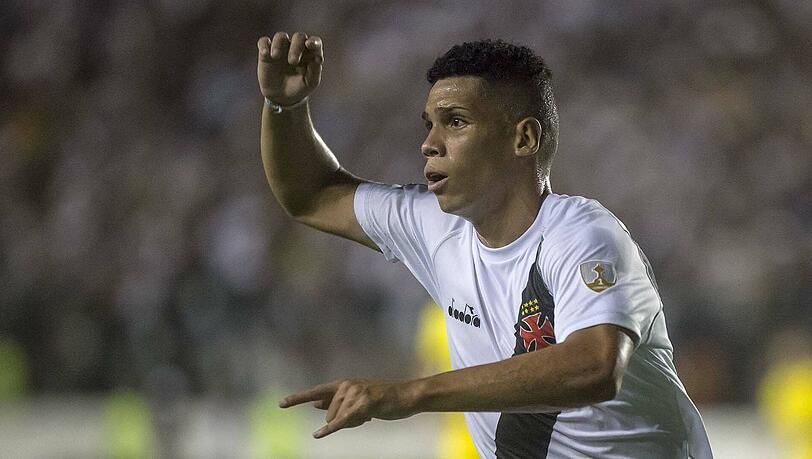 Der FC Bayern hat bei Paulinho wohl das Nachsehen. Der FC Bayern hat bei Paulinho wohl das Nachsehen.