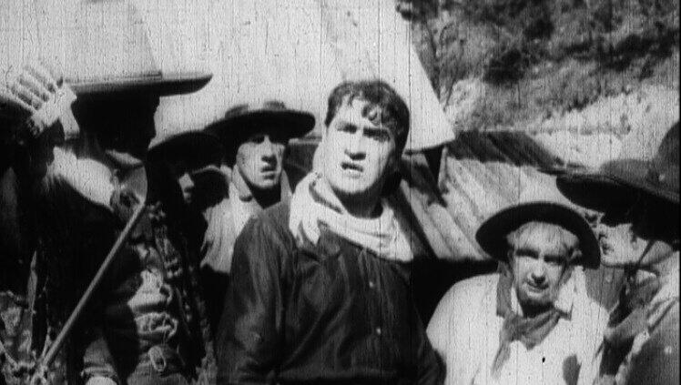 Eine Szene aus dem 8-Minuten-Streifen „Der schwarze Jack“. Eine Szene aus dem 8-Minuten-Streifen „Der schwarze Jack“.