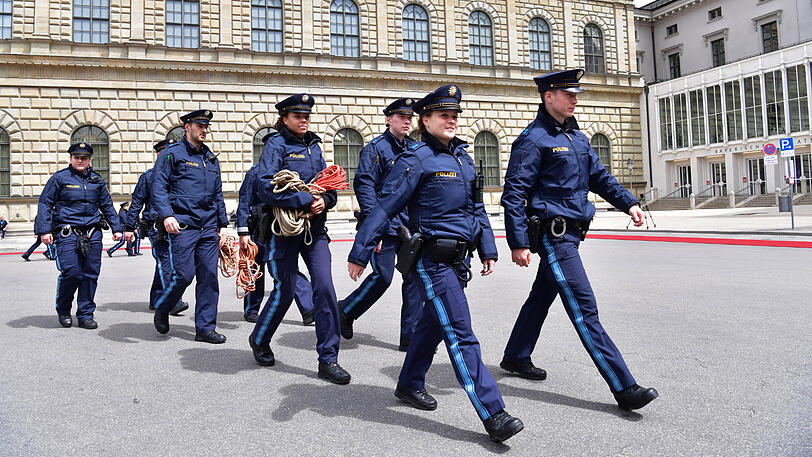 Rund 400 Polizisten sorgen für die Sicherheit der Royals.