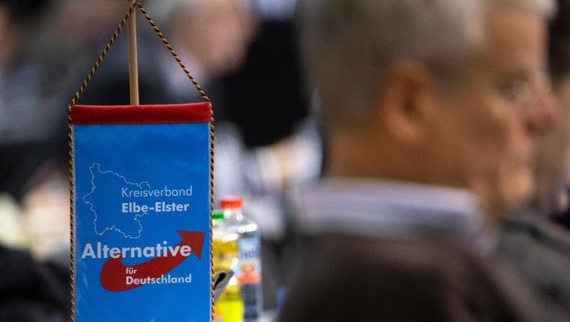 Europawahlversammlung der Alternative für Deutschland in der Sachsen-Arena in Riesa. Europawahlversammlung der Alternative für Deutschland in der Sachsen-Arena in Riesa.