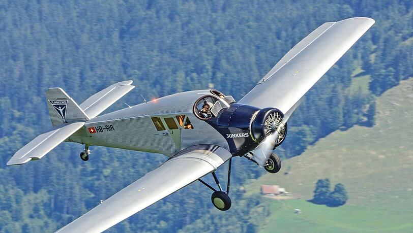 Ein fliegendes Ausstellungsstück: Mit einer nachgebauten "Junkers F13" können Geschichts- und Luftfahrt-Freunde im September über München fliegen.