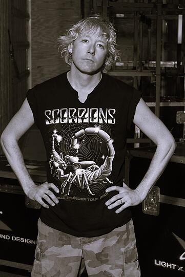 Er war der Schlagzeuger der bekannten Rock-Band "Scoripons": James Kottak ist am 9. Januar 2024 im Alter von 61 Jahren gestorben. Details zu den Todesumständen wurden weder von der Band noch von seiner Tochter Tobi verraten.