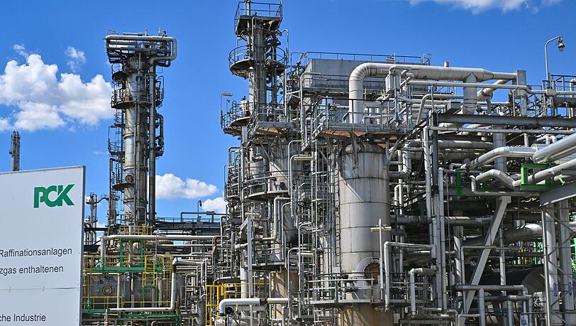 Die &Ouml;lraffinerie PCK bezieht kein russisches &Ouml;l mehr, erh&auml;lt aber &uuml;ber die durch Russland verlaufende Druschba-Pipeline &Ouml;l aus Kasachstan. (Archivbild)