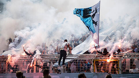 Im Fanblock des TSV 1860 kam es zum Einsatz von Pyrotechnik.