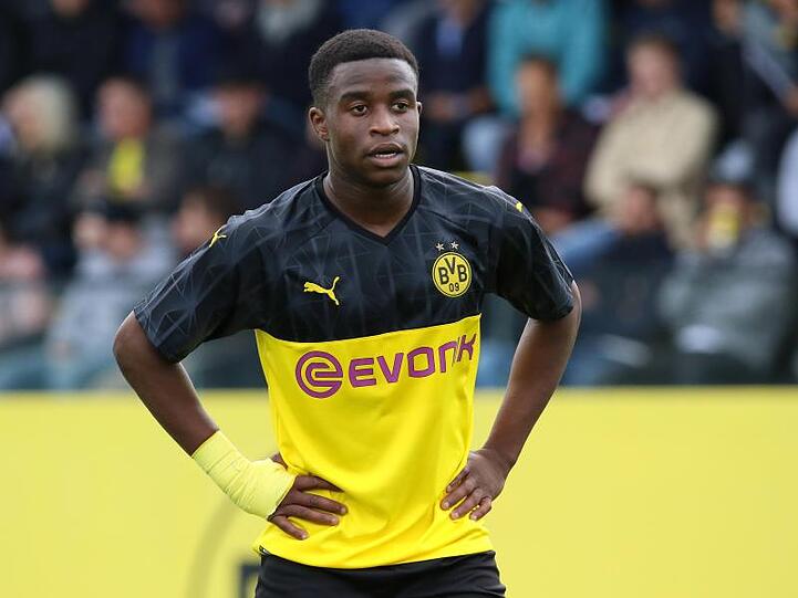 Steht kurz davor, der bis dato jüngste Bundesliga-Spieler zu werden: Dortmunds Youssoufa Moukoko.