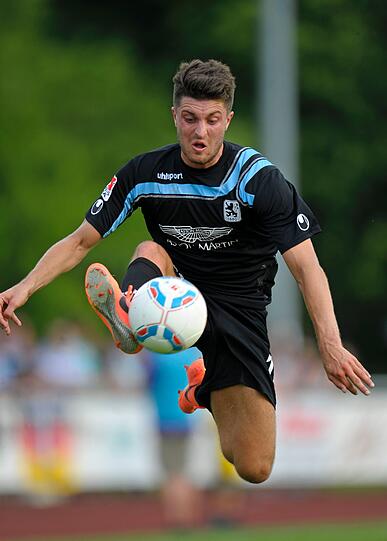 Die Löwen haben am Dienstagabend das erste Testspiel der Saison mit 13:0 beim Kreisligisten FC Leutkirch gewonnen. Die Bilder des Spiels.