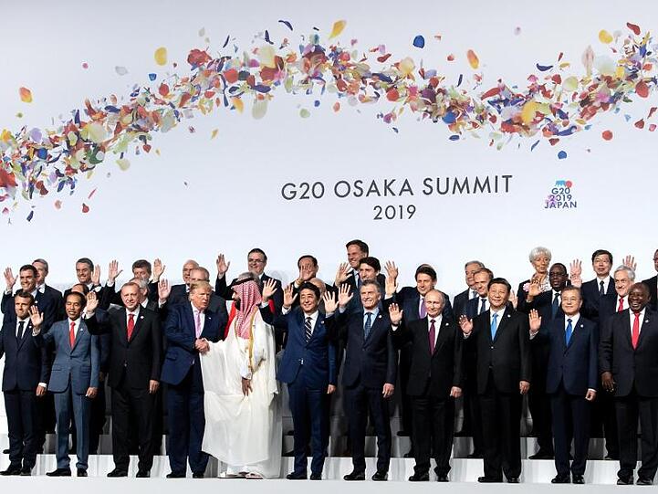 Familienfoto: Gruppenbild zum Start des G20-Gipfels.