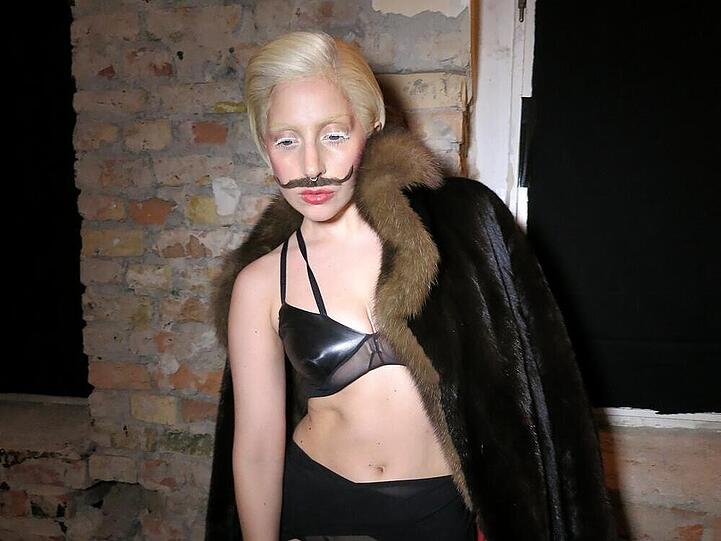 Lady Gaga bei der "Artpop"-Premiere in Berlin