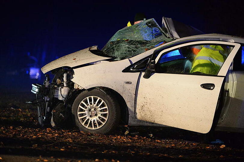 Unfall in der Gemeinde Egerer: Der Fahrer wurde bei dem Crash schwer verletzt.
