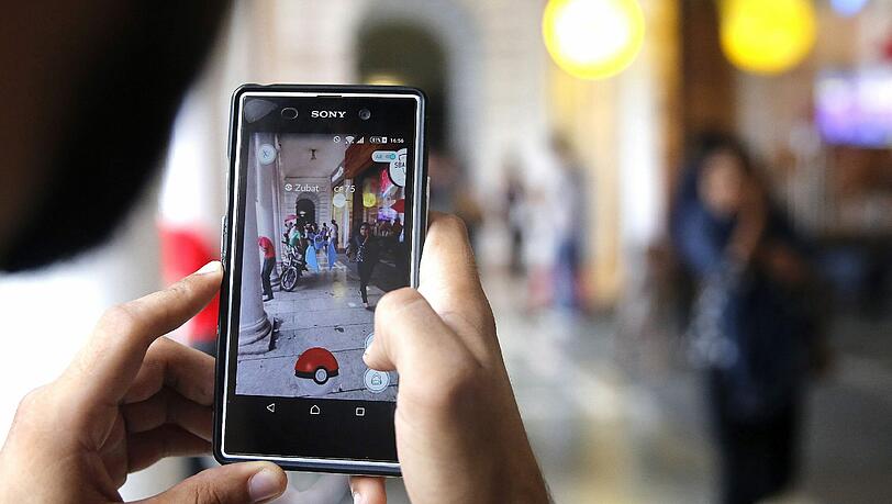 Der US-Bundesstaat New York hat Sexualstraftäter auf Bewährung das "Pokémon Go"-spielen verboten. Foto: Rajat Gupta Der US-Bundesstaat New York hat Sexualstraftäter auf Bewährung das "Pokémon Go"-spielen verboten. Foto: Rajat Gupta
