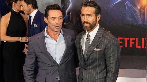 Hugh Jackman (l.) und Ryan Reynolds treten gemeinsam in "Deadpool & Wolverine" auf.