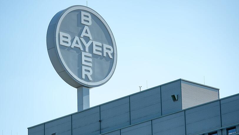 Bayer holte sich die Rechtsstreitigkeiten um den Unkrautvernichter Roundup mit dem Kauf von Monsanto ins Haus.