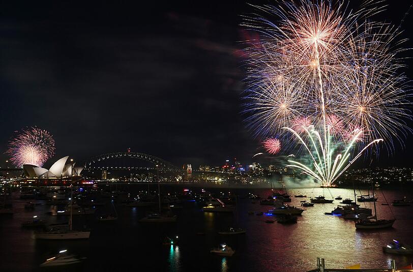 Feuerwerk über Sydney - gegen 14 Uhr deutscher Zeit begrüßten die Australier das neue Jahr.