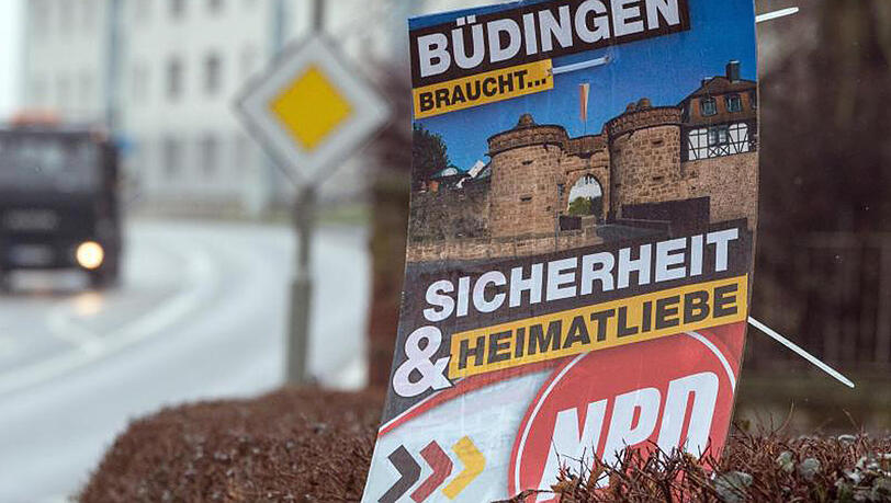 Ein Wahlplakat der NPD zur Kommunalwahl in Büdingen im vergangenen Jahr. Ein Wahlplakat der NPD zur Kommunalwahl in Büdingen im vergangenen Jahr.
