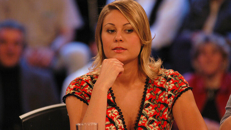 Ruth Moschner w&auml;hrend einer RTL-Sendung im Januar 2004.