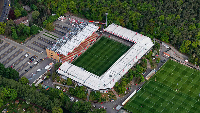 Bleibt am Sonntagabend leer: Das Stadion An der Alten Försterei, die Heimspielstätte von Union Berlin. Bleibt am Sonntagabend leer: Das Stadion An der Alten Försterei, die Heimspielstätte von Union Berlin.