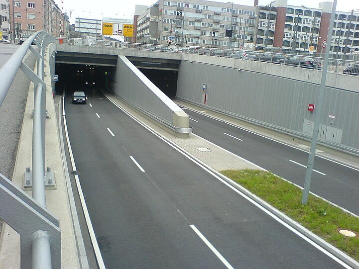 Zufahrt verboten &ndash; im Richard-Strauss-Tunnel am Sonntag.