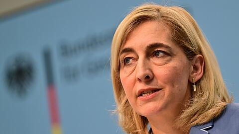 Der Entwurf von Ministerin Warken soll am 29. April ins Bundeskabinett. (Archivbild)