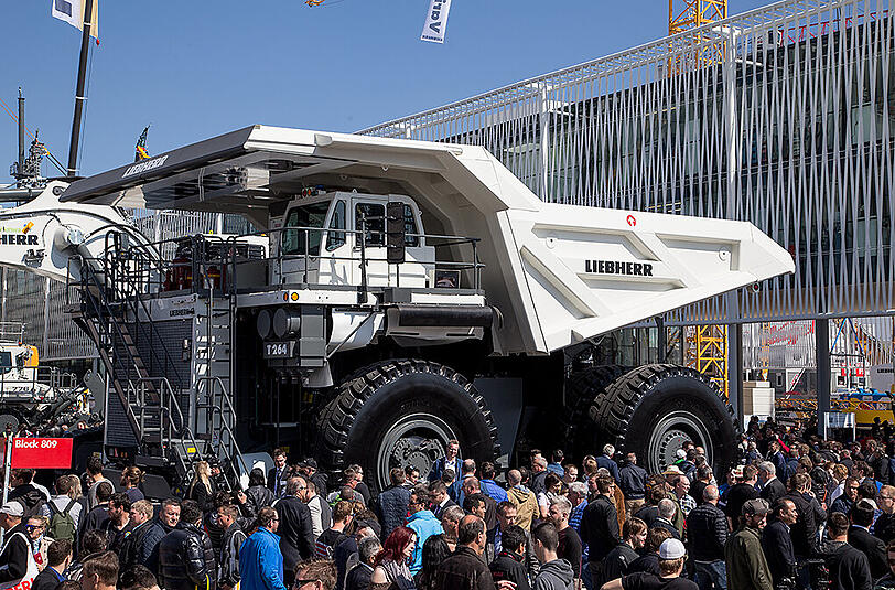 Groß, größer, bauma: Die Bilder von der weltgrößten Baumaschinen-Messe zum Durchklicken