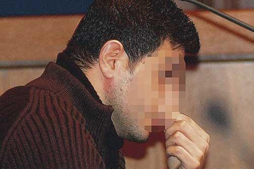 Gestand die Attacke, wollte sein Opfer aber angeblich nicht töten: Der Bäcker Ugur K. (27) ist wegen versuchten Mordes vor dem Nürnberger Schwurgericht angeklagt.