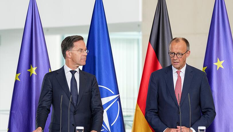 Kanzler Friedrich Merz (CDU) und Nato-Generalsekretär Mark Rutte treffen sich in Berlin zum 70. Jubiläum der Nato-Mitgliedschaft Deutschlands. Es geht auch um einen aktuellen Zwischenfall mit China.