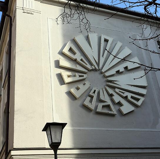 Impressionen aus der Maxvorstadt. Am Georg-Elser-Platz.