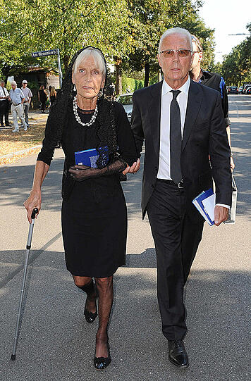 Franz Beckenbauer mit Stephans Mutter Brigitte.