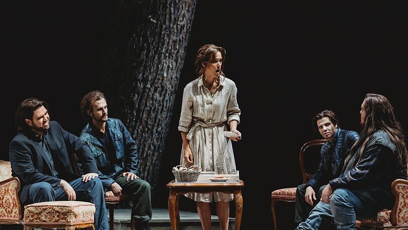 Irina Simme als Sieglinde.
