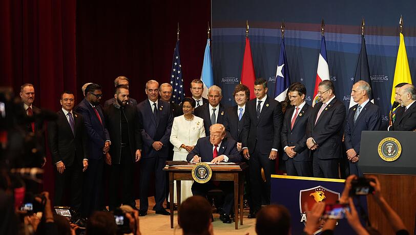 Die USA und mehrere lateinamerikanische Staaten haben Kolumbiens Behörden zur Einhaltung der Verfassung und zu einem geordneten Machtwechsel aufgerufen. (Archivbild) Die USA und mehrere lateinamerikanische Staaten haben Kolumbiens Behörden zur Einhaltung der Verfassung und zu einem geordneten Machtwechsel aufgerufen. (Archivbild)