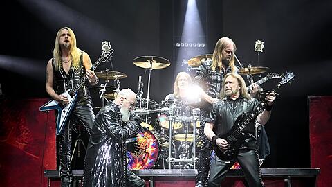 Judas Priest in der Olympiahalle in München.