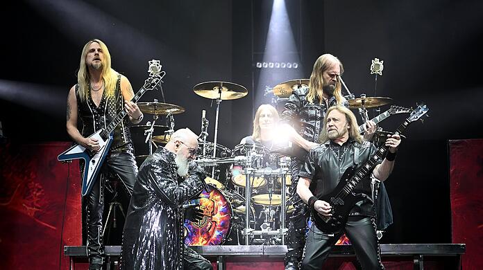 Judas Priest in der Olympiahalle in München.