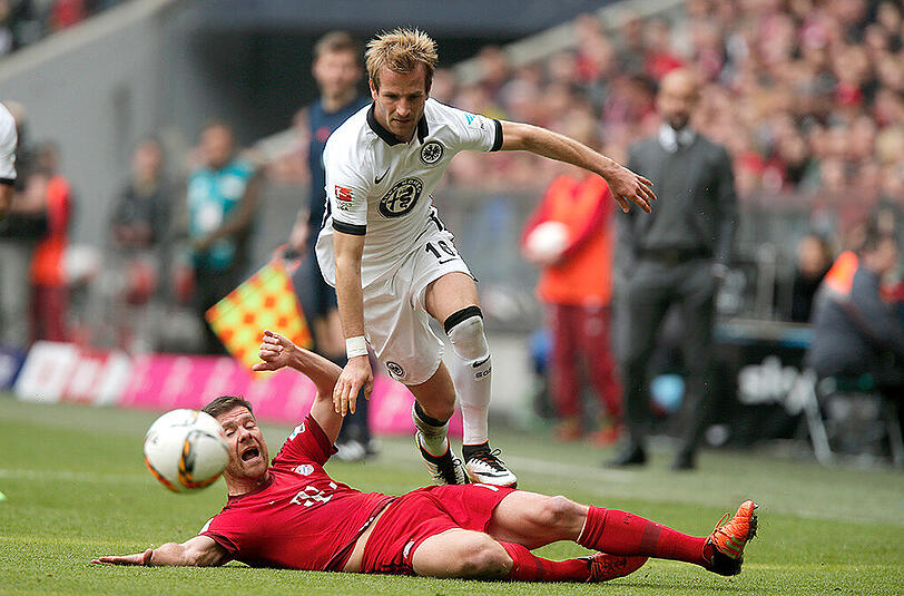 Hier gegen Bayerns Xabi Alonso obenauf: Stefan Aigner steht unmittelbar vor einem Wechel zum TSV 1860 - seinem Herzensklub.