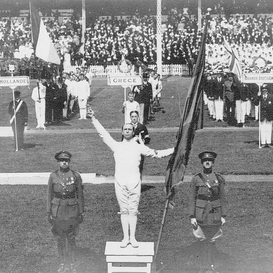 Spezielle Gesten gehörten bereits zum Programm, lange bevor 1968 die US-Sprinter Tommie Smith und John Carlos die Fäuste emporreckten.