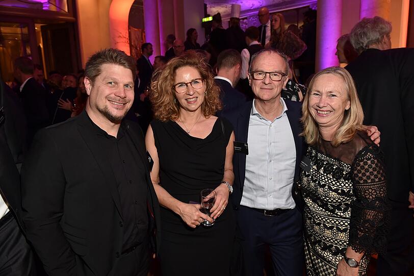 Oliver Busch (Facebook Germany GmbH), Marianne Bullwinkel (Sprecherin der Geschäftsfuhrung RMS Radio Marketing Service),  Manfred Bosch (redblue Marketing GmbH) und Angelika Seemann