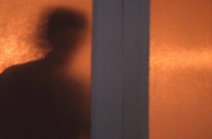 Der 17-Jährige Einbrecher wurde von den aufmerksamen Nachbarn festgehalten. (Archivbild)