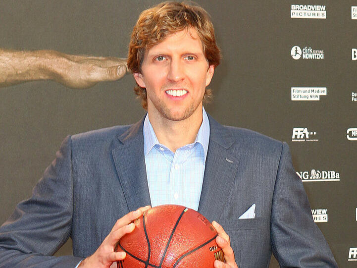 Basketball-Star Dirk Nowitzki feiert seit Jahren große Erfolge