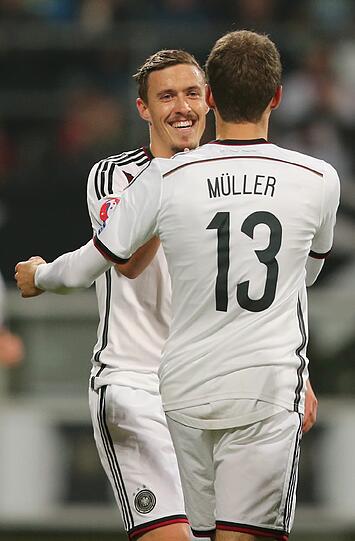 Max Kruse - Note 5 Der Mönchengladbacher, der die WM verpasst hatte, bekam nach zwei Einwechslungen eine Chance von Beginn an. Doch das Spiel lief komplett am ihm vorbei.