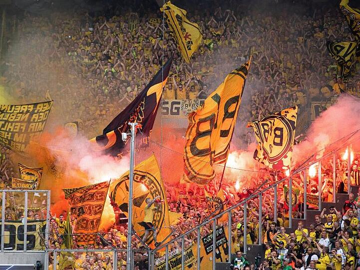 Auch die BVB-Fans stehen im Duell gegen Mönchengladbach im Fokus.