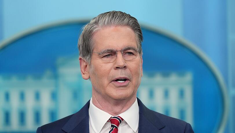 US-Finanzminister Bessent verkündet neue Sanktionsmaßnahmen gegen den Iran. US-Finanzminister Bessent verkündet neue Sanktionsmaßnahmen gegen den Iran.